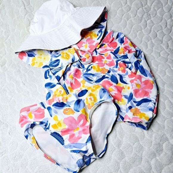 Carter's swimsuit set floral watercolor rashguard hat bottoms 24M 24 months - Picture 1 of 8